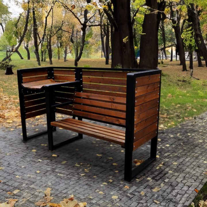 Ławka z przewijakiem i do karmienia niemowląt